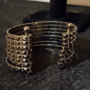 Sophisticated Black Beaded Bracelet